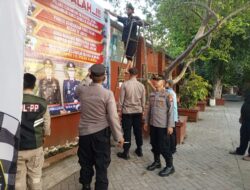 Pasang Himbauan Kamtibmas, Kapolsek Dlanggu : Cegah Sebelum Terjadi Kejahatan