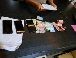 Berita judi Sabung ayam hari ini, terkini, terbaru Polisi amankan 3 Orang, 1 Ayam, 10 Sepeda Motor