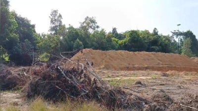Aktifitas Tambang di Pemukiman Warga di Jalan Tembus, Gang Kenari, Kecamatan Mentok Kabupaten Babar
