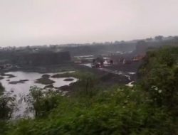 Jalan Penghubung Dusun Jaringansari menuju Grogol Ambrol diduga Ulah Penambang” Kanan Kiri Jurang”